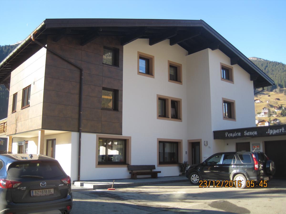 Haus Ganeu Apartment Gaschurn Exterior foto